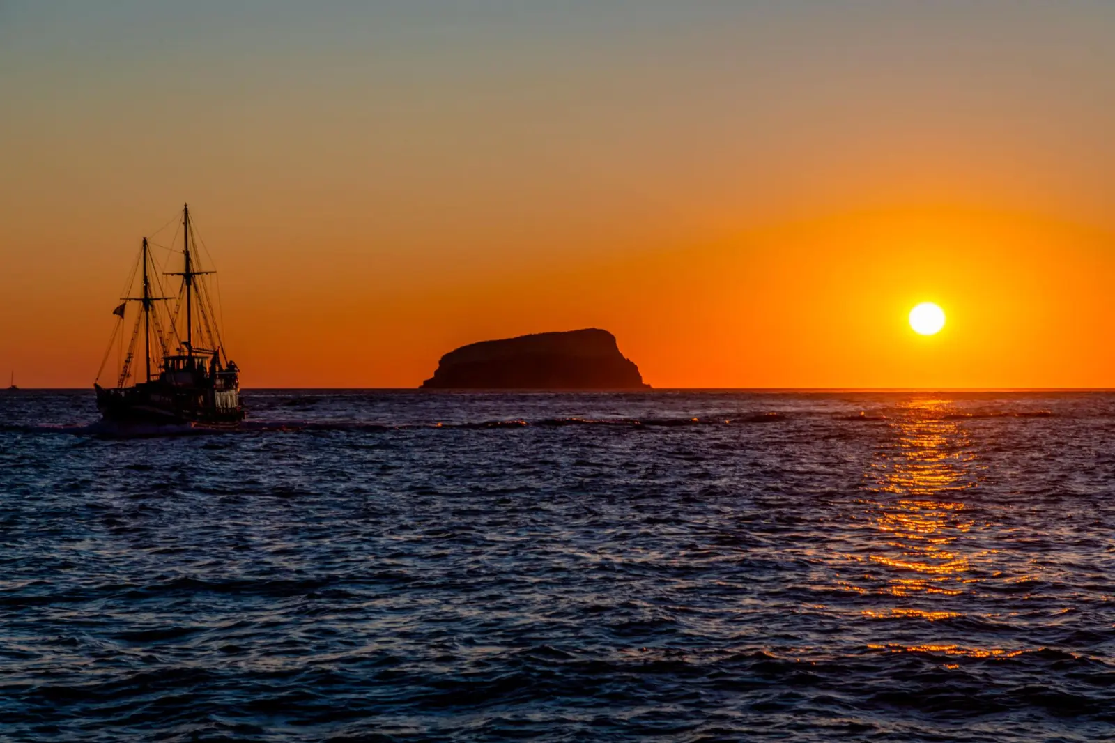 Hidden Aegean Escape - from Kos Town to the Untouched Blue