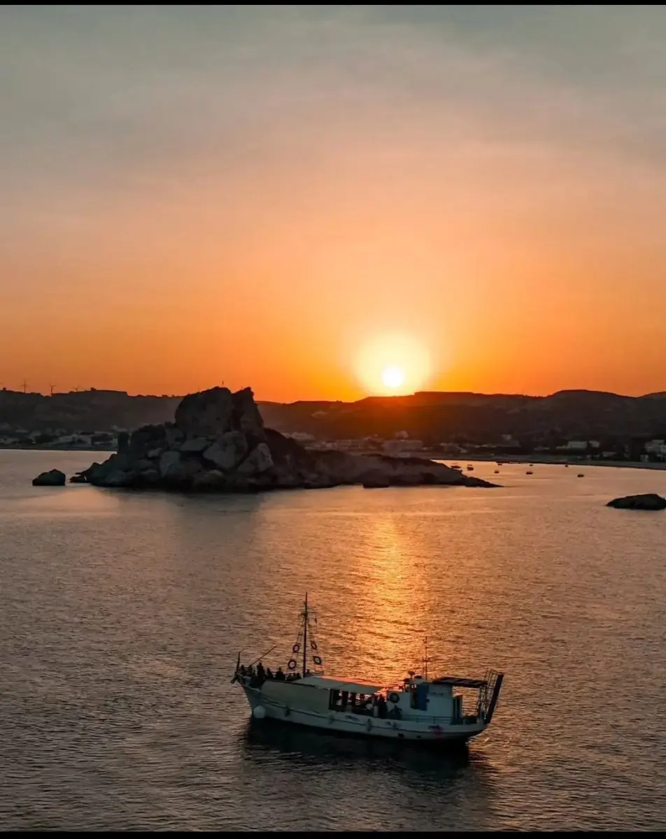 Aegean Boat Evening Escape with BBQ