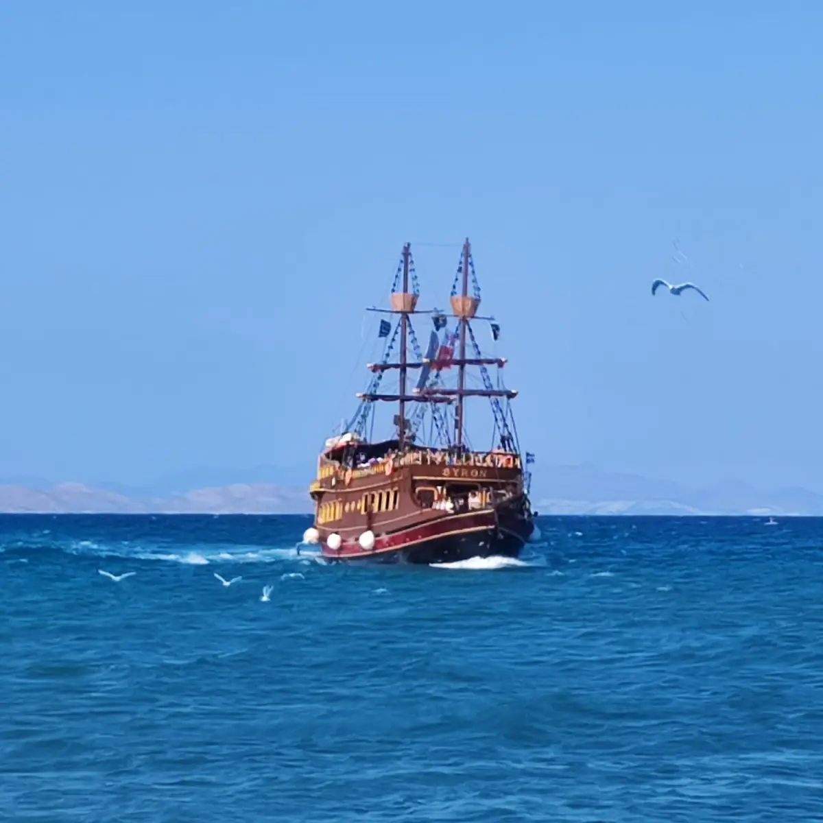 Gallery image for 3 Islands in One Day – BYRON’s Cruise from Mastichari